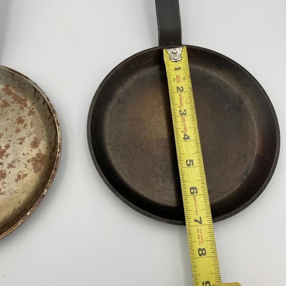 Lot‎ of 2 Vintage Unbranded 7